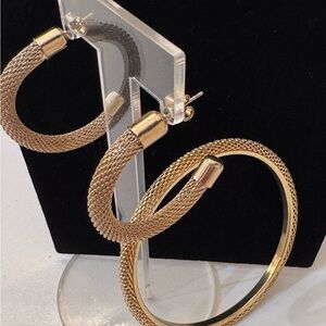 🎉🎉🎉 Fashion Gold Mesh Bracelet and Earring Set